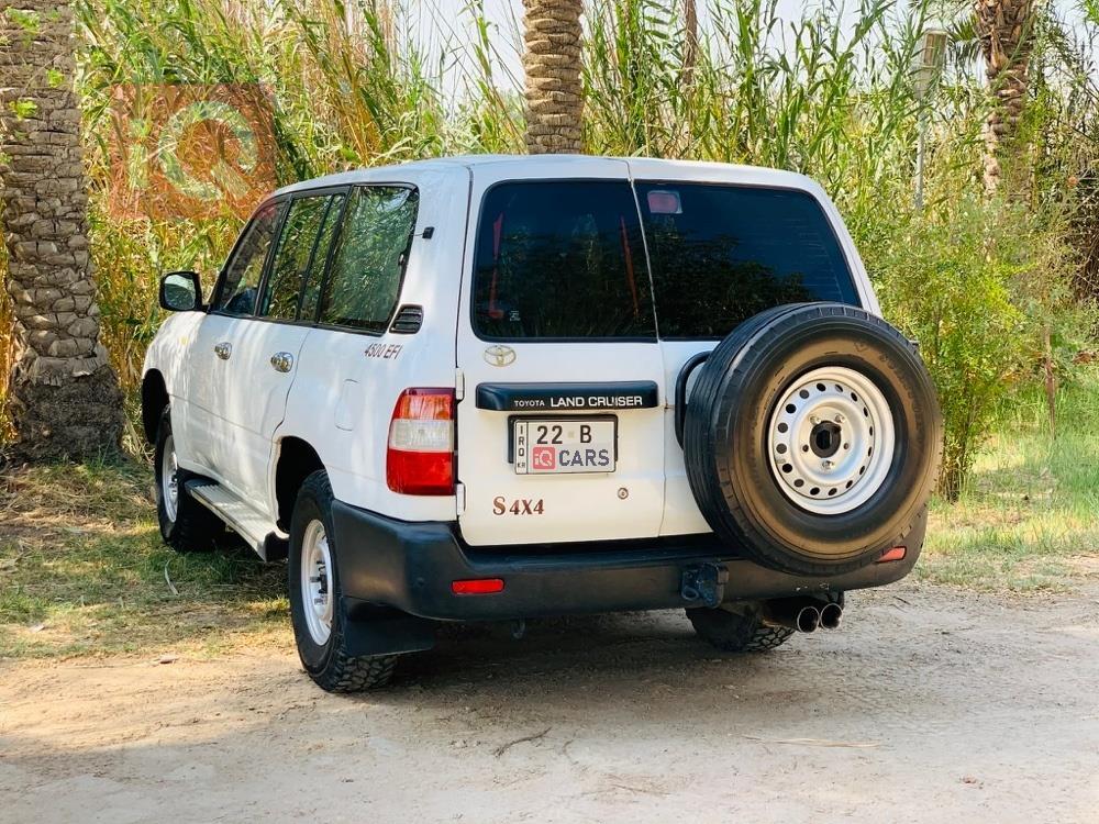 تويوتا لاندكروزر